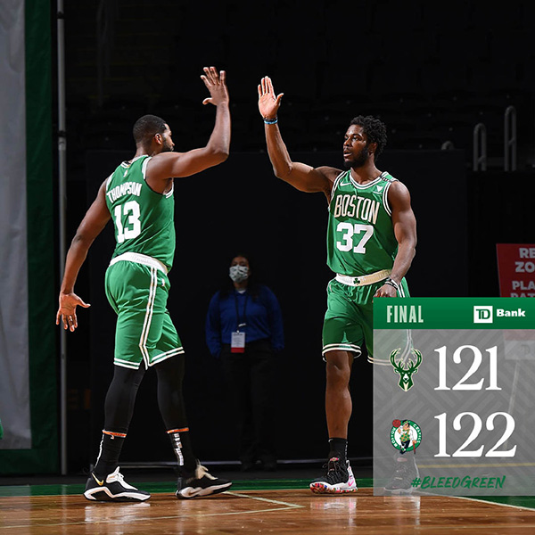 <a href=/halkan/lanqiuzhibo/celtics/ target=_blank class=infotextkey>凯尔特人</a>122-121险胜<a href=/halkan/lanqiuzhibo/bucks/ target=_blank class=infotextkey>雄鹿</a>
