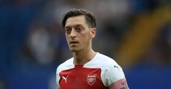 目前厄齐尔在<a href=/halkan/zuqiuzhibo/arsenal/ target=_blank class=infotextkey>阿森纳</a>也是表现糟糕