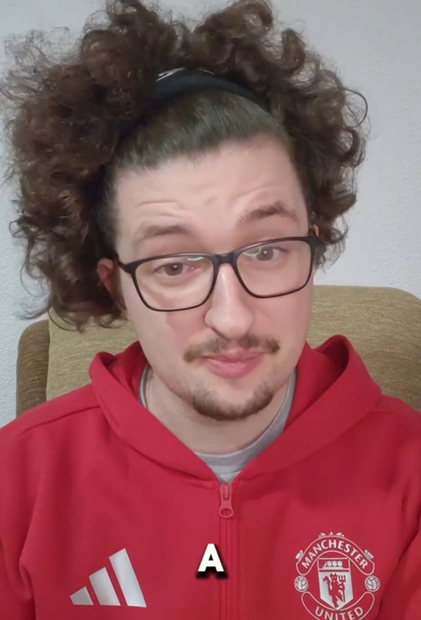 437天“长发魔咒”难破!曼联再翻车,蓄发哥放话:维拉9连胜必须断